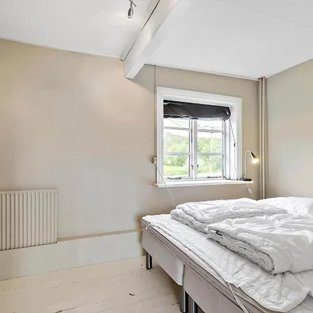Vakantiehuis 1497-aakirkeby-strandvejen-8 *