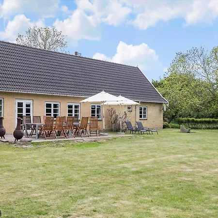 Vakantiehuis 1497-aakirkeby-strandvejen-8 *