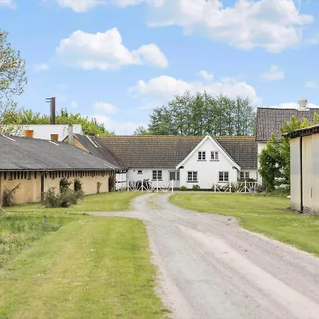 1497-aakirkeby-strandvejen-8 Vakantiehuis Vester Somarken